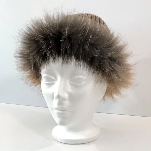 Handmade Genuine Raccoon Fur Ruff Beanie – 100% Cotton Knit, Like New, One Size - Picture 4 of 10